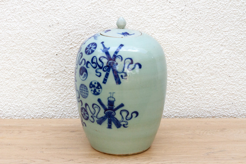 Blue & White Porcelain Lidded Jar