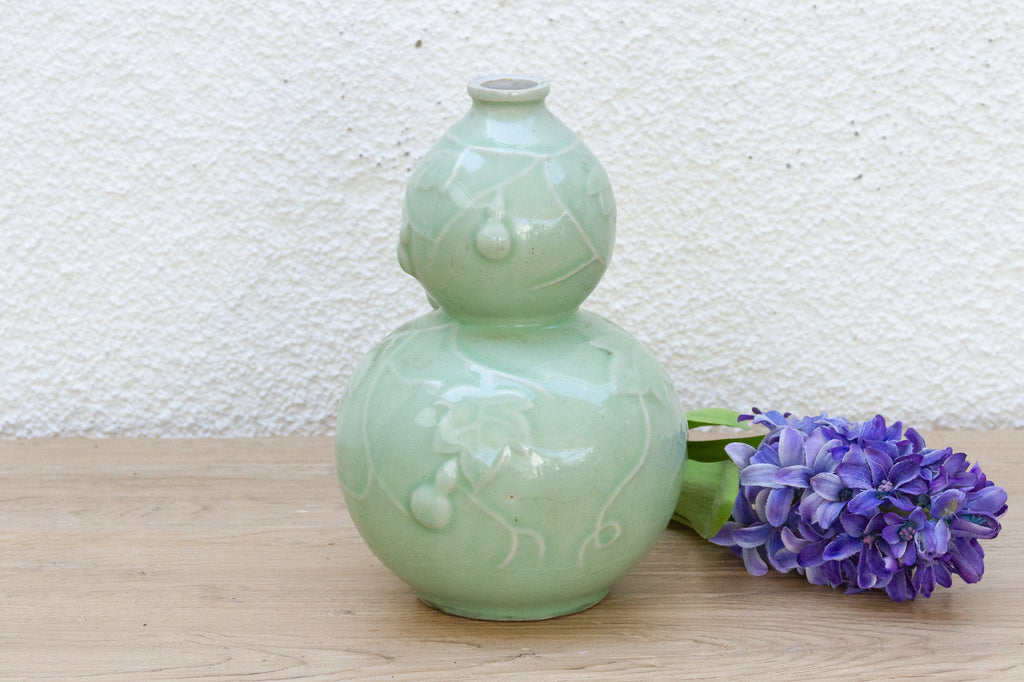 Qing Dynasty Chinese Gourd Celadon Vase