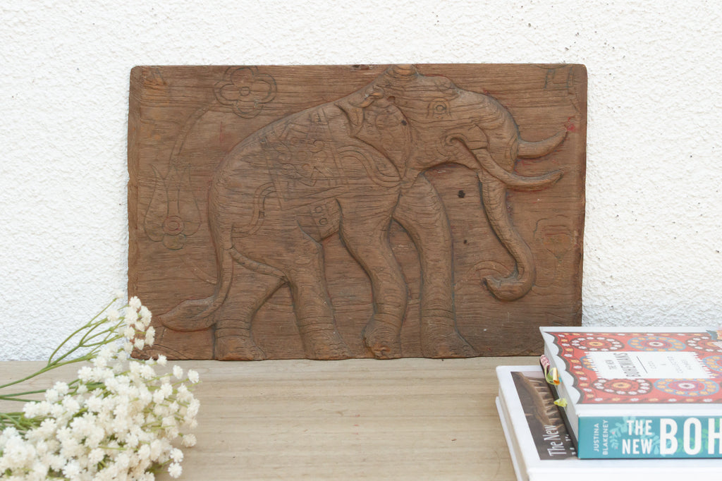 Engraved Traditional Elephant Carving