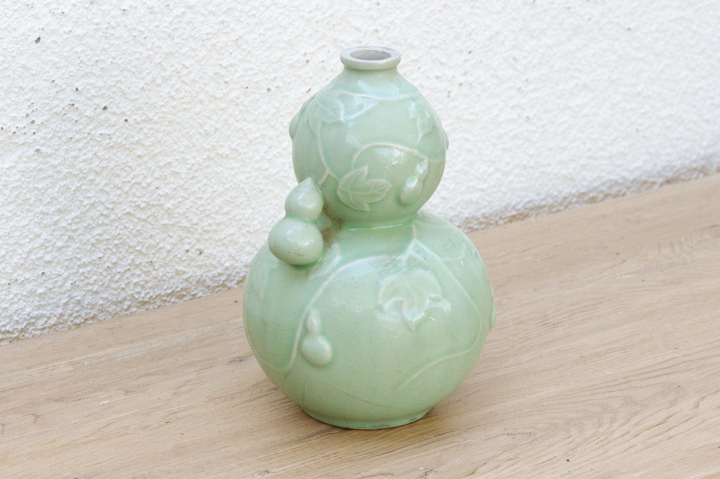 Qing Dynasty Chinese Gourd Celadon Vase