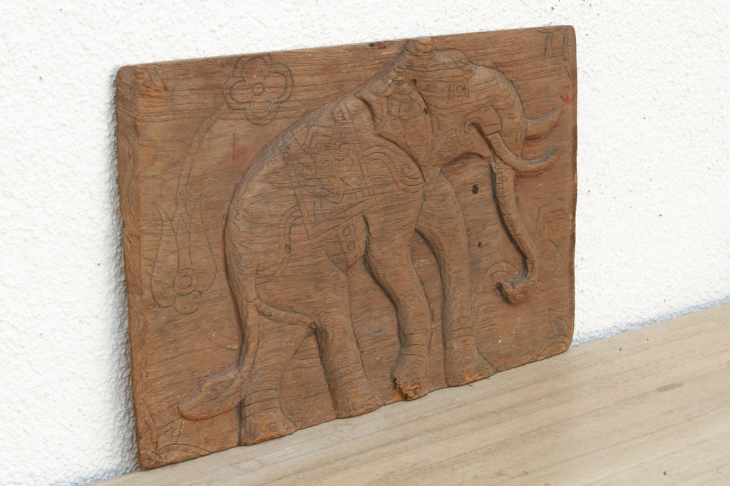 Engraved Traditional Elephant Carving