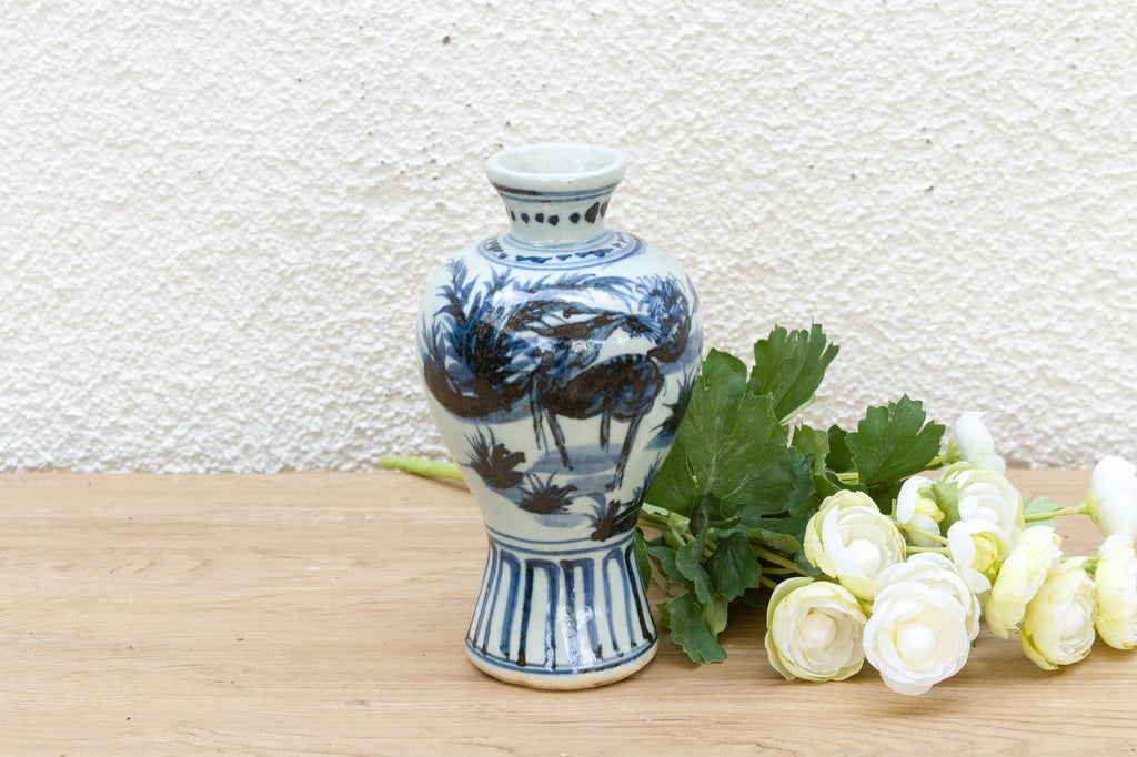 Rich Cobalt Blue & White Porcelain Vase (Trade)