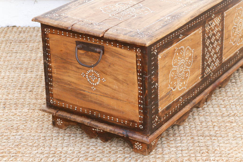 Floral Mandala Mother of Pearl Inlaid Chest (Trade)