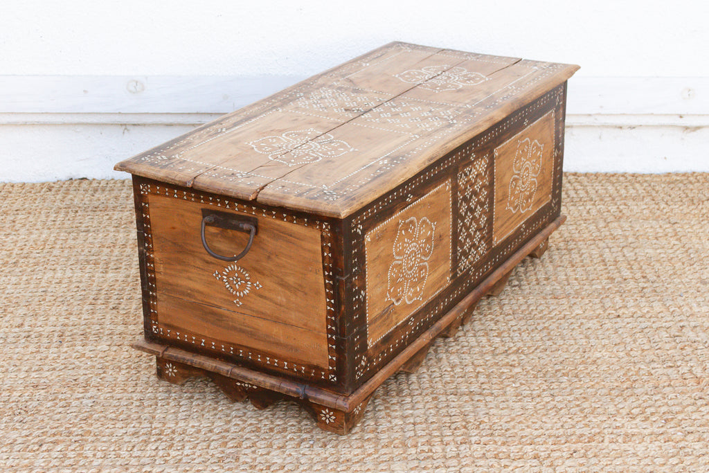 Floral Mandala Mother of Pearl Inlaid Chest (Trade)