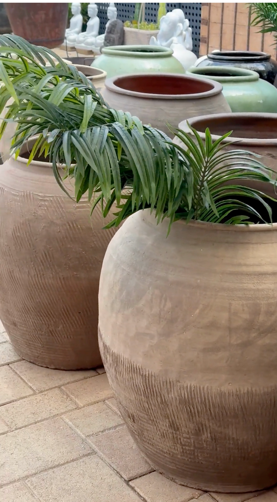 Oversize Farmhouse Unglazed Planter