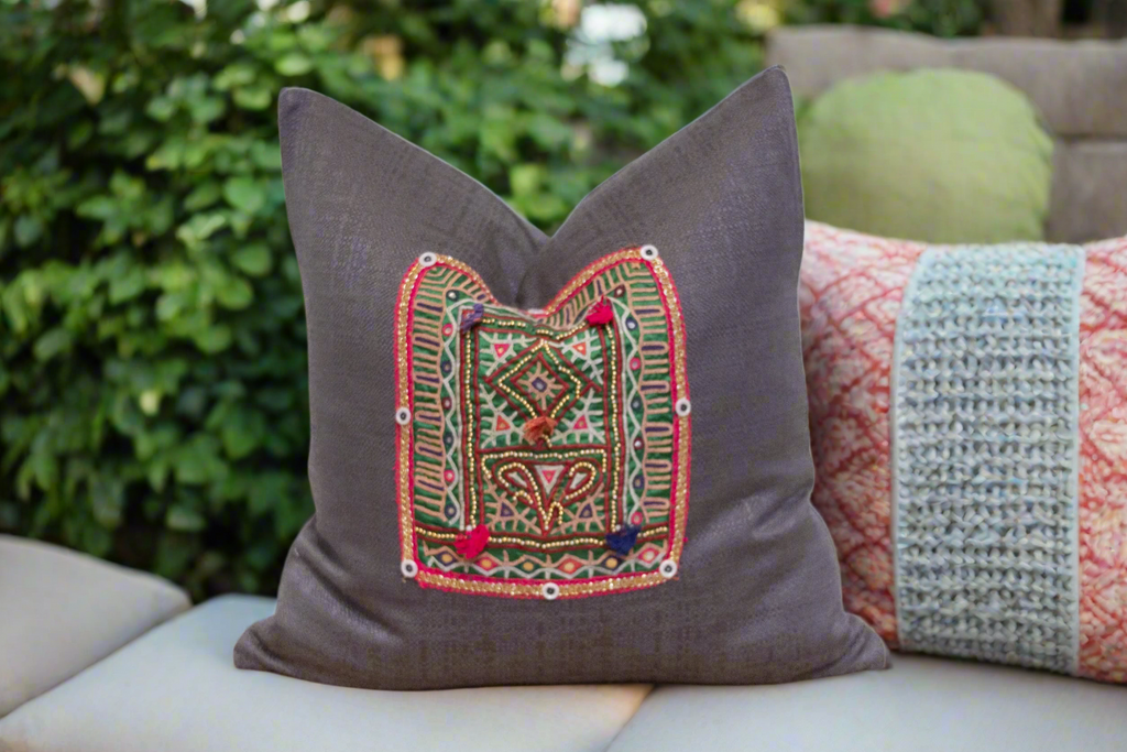 Soji Antique Tapestry Linen Pillow (Trade)