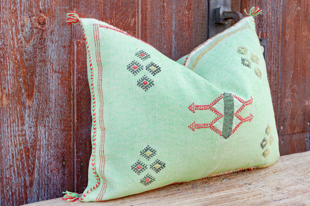 Ivy Lumbar Moroccan Silk Rug Pillow (Trade)