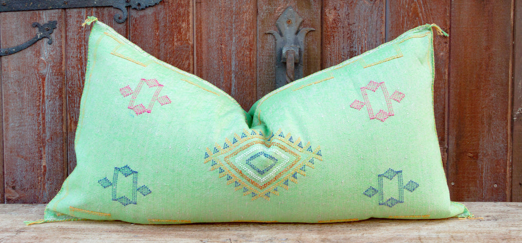 Jaida Long Lumbar Moroccan Silk Rug Pillow (Trade)