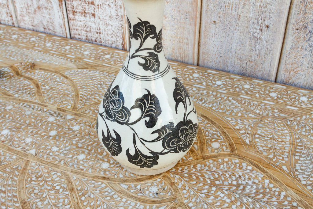 Vintage Black & White Asian Floral Vase (Trade)