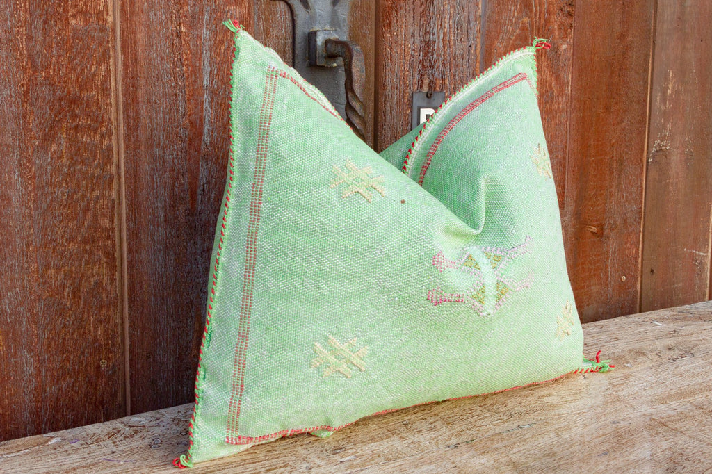 Ella Lumbar Moroccan Silk Rug Pillow (Trade)