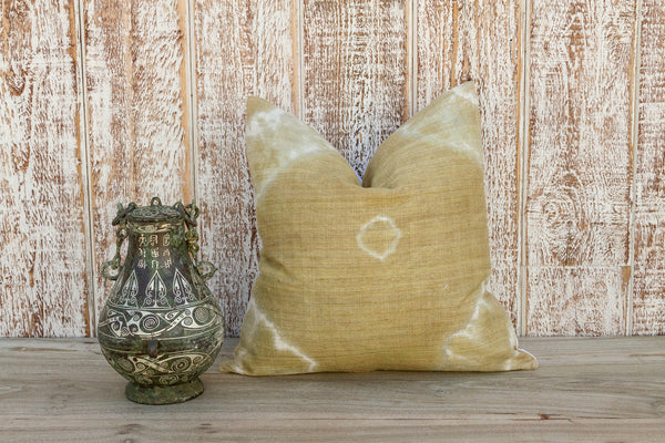 Eindra Indian Olive Organic Silk Pillow