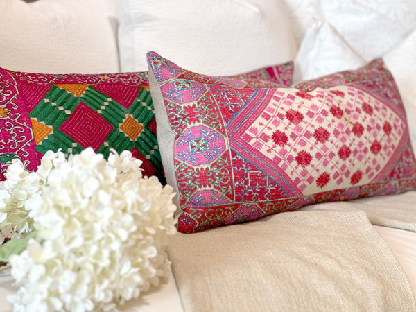Antique Deema Sindh Silk Pillow