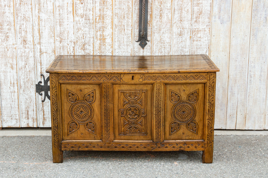 Handsome Early 19th Century English Chest