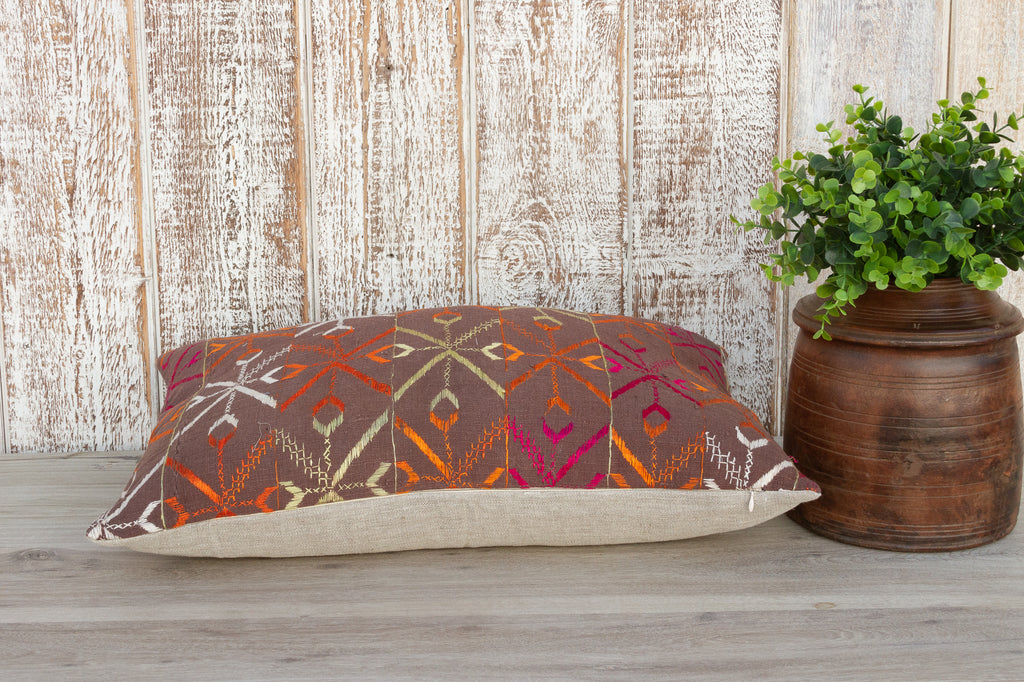 Prisa Antique Indian Folk Lumbar Pillow Cover