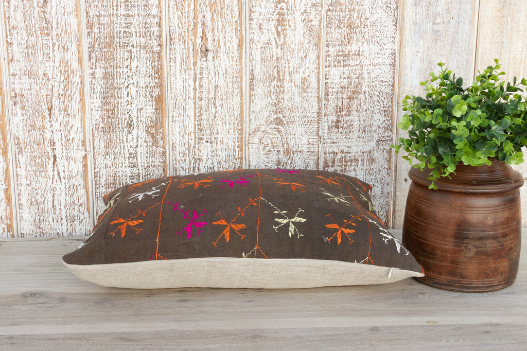 Ahu Antique Indian Folk Lumbar Pillow Cover