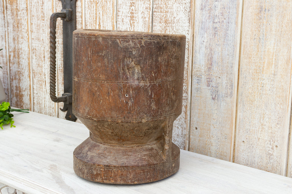 Colonial Spice Grinder Pot