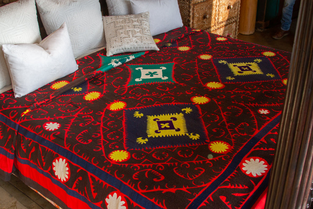 Magestic Shani Suzani Tapestry
