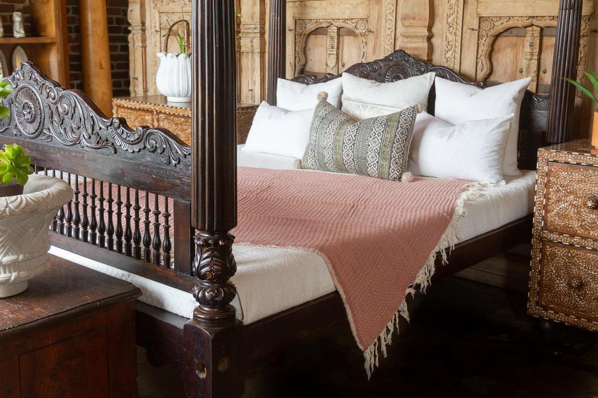 Rose Quilted Hand-loomed Cotton Throw– DE-COR | Globally Inspired