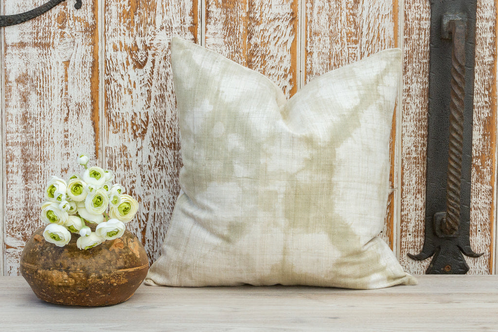 Vijal Organic Silk Pillow