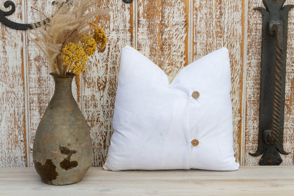 Xhiva Organic Silk Pillow (Trade)