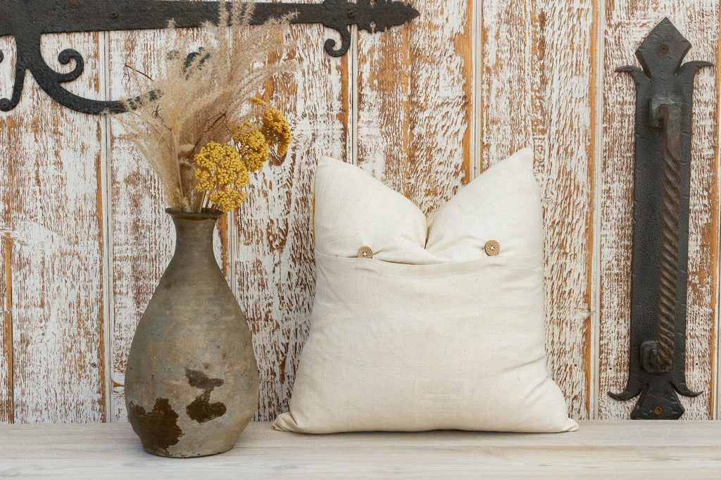 Xoti Organic Silk Pillow (Trade)