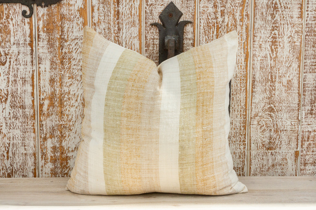 Fama Organic Silk Pillow
