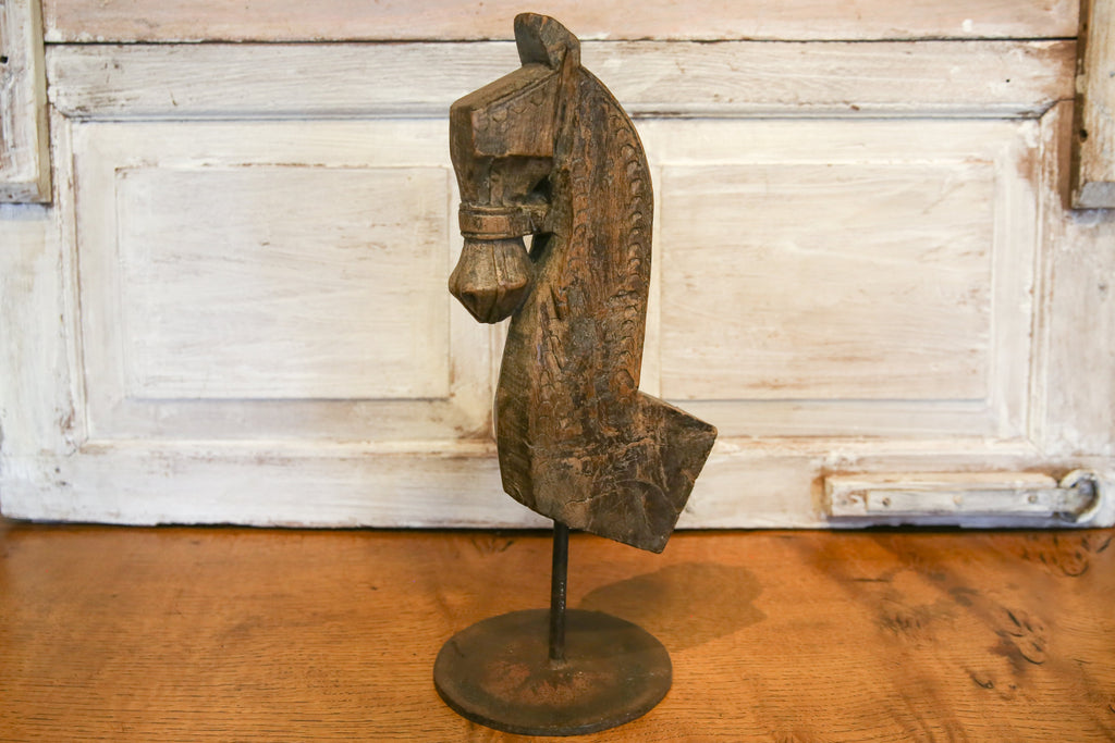 Carved Horse On Stand (Trade)