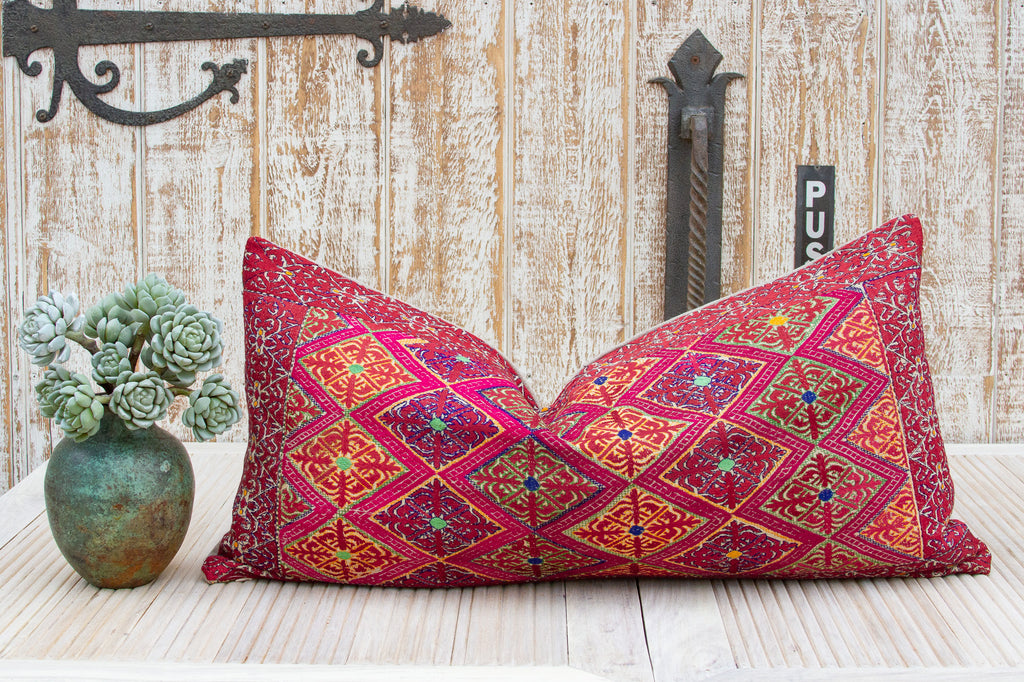 Antique Kamali Sindh Silk Pillow