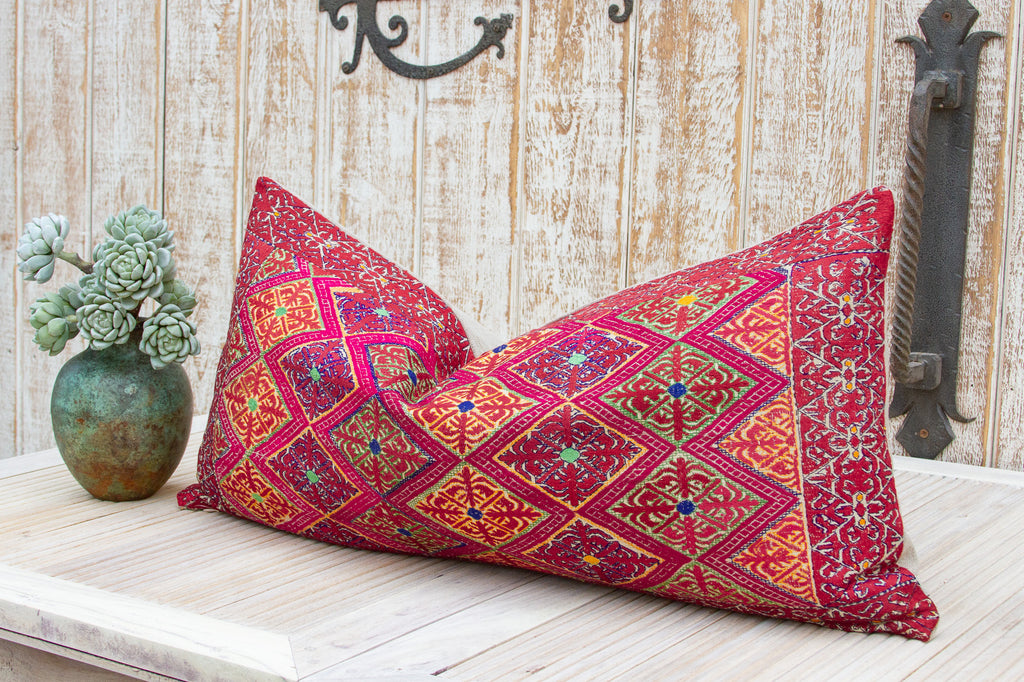 Antique Kamali Sindh Silk Pillow