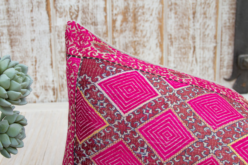 Antique Yalini Sindh Silk Pillow (Trade)