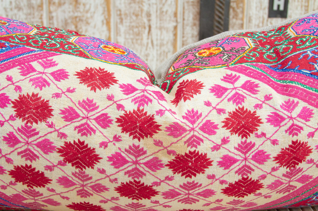 Antique Deema Sindh Silk Pillow (Trade)