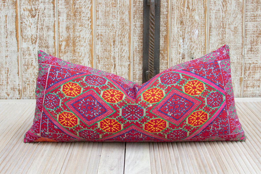 Antique Ekaja Sindh Silk Pillow