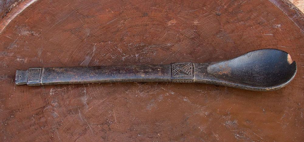 Long Xhosa Tribal Antique Spoon (Trade)