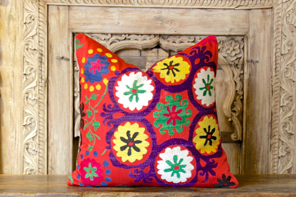 Red Suzani Square Pillow, Pair (Trade)